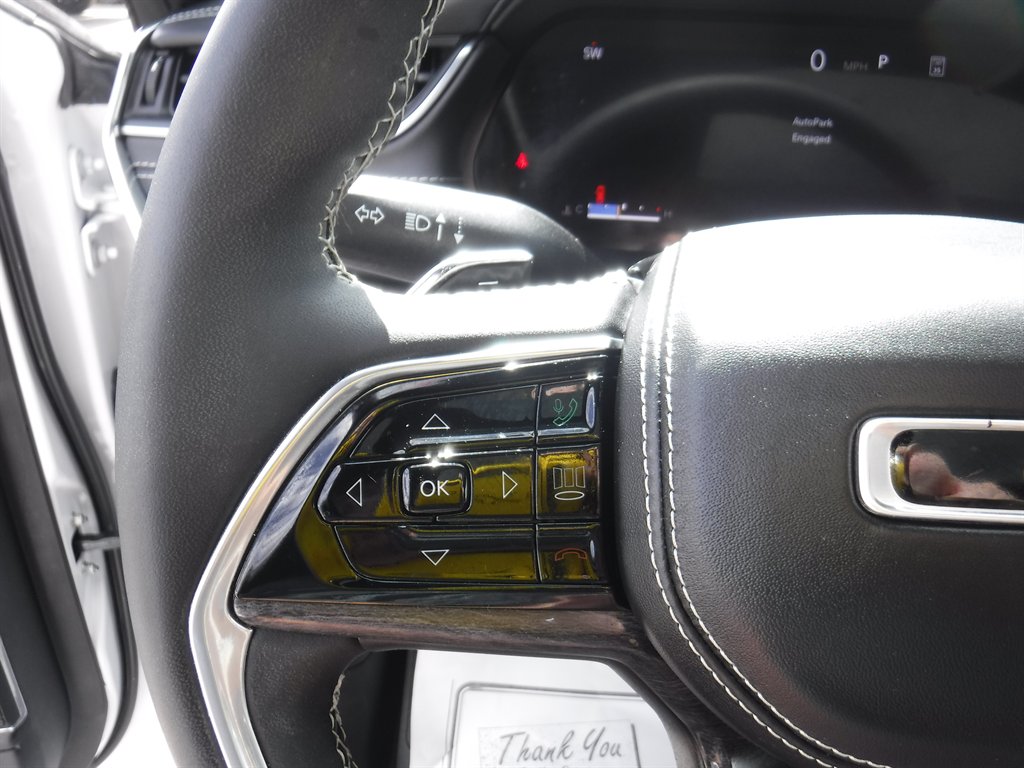 2023 Jeep Cherokee - $32,995