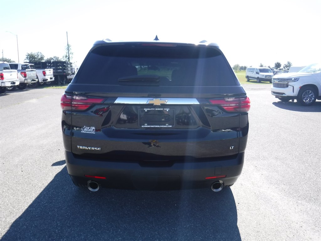 2022 Chevrolet Traverse - $25,995