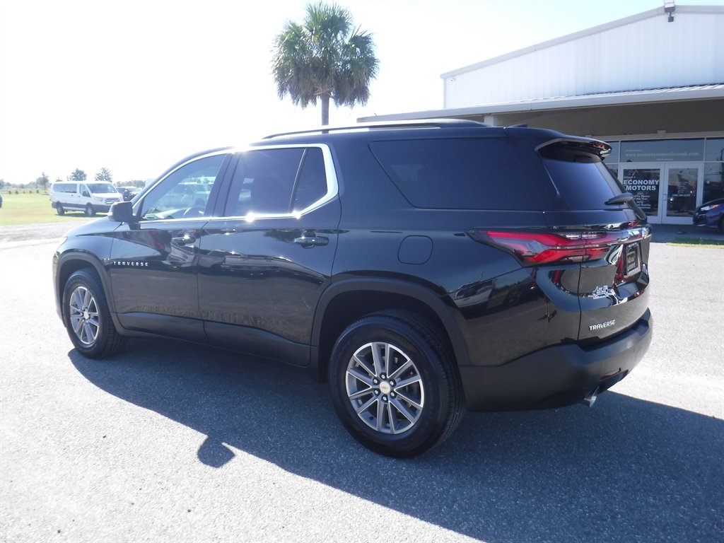 2022 Chevrolet Traverse - $25,995