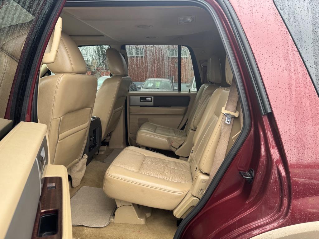 2012 Ford Expedition XLT photo