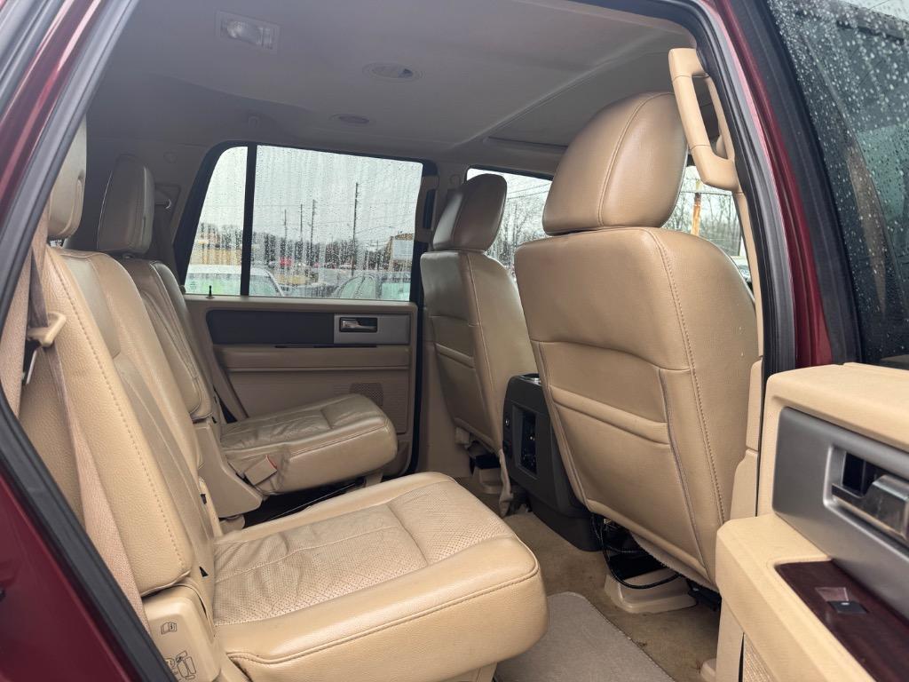 2012 Ford Expedition XLT photo
