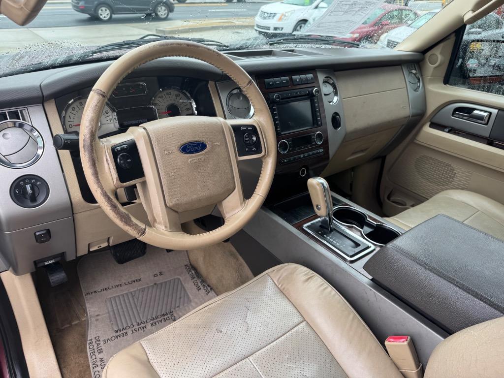 2012 Ford Expedition XLT photo
