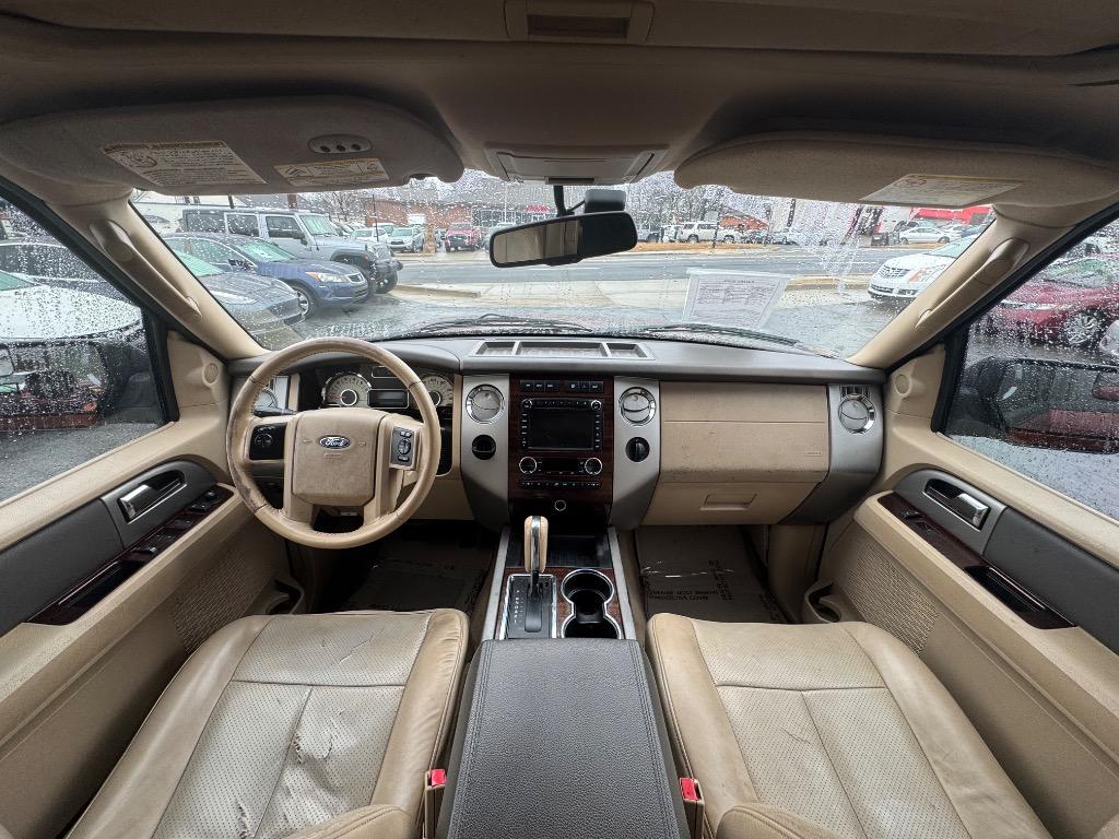 2012 Ford Expedition XLT photo