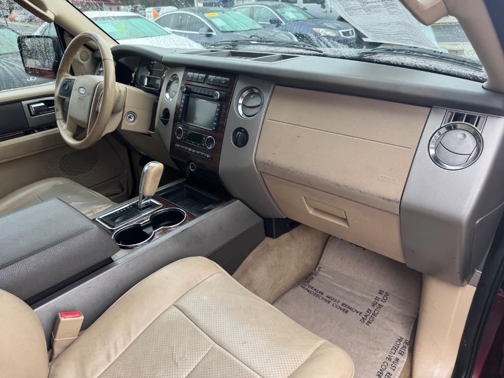 2012 Ford Expedition XLT photo