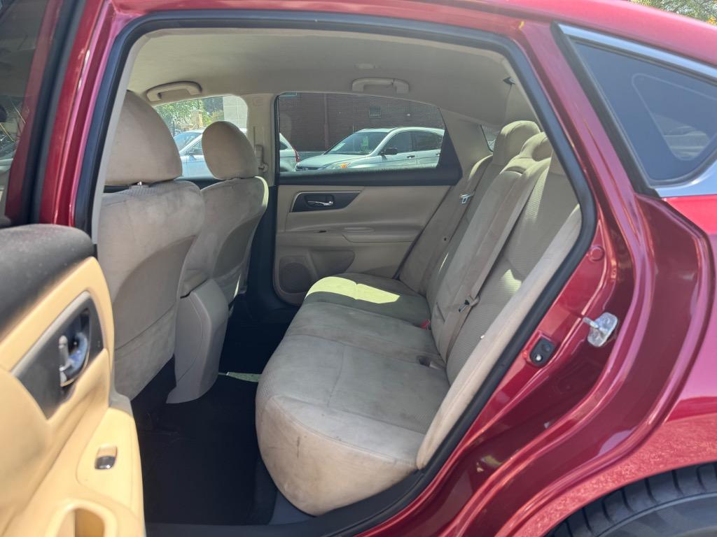 2015 Nissan Altima S photo