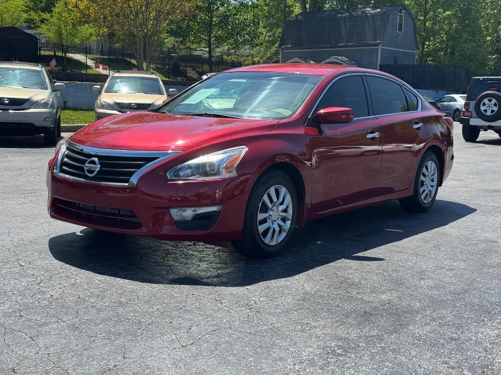 2015 Nissan Altima S photo