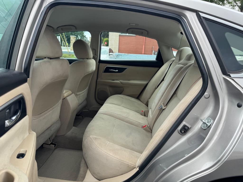 2014 Nissan Altima 2.5 photo