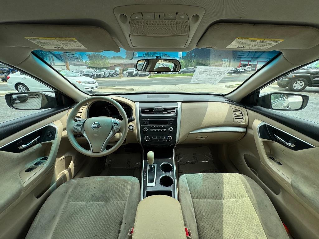 2014 Nissan Altima 2.5 photo