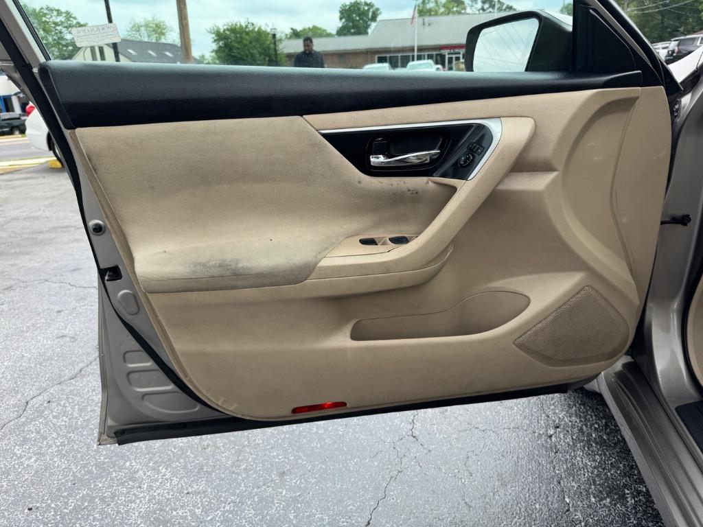 2014 Nissan Altima 2.5 photo