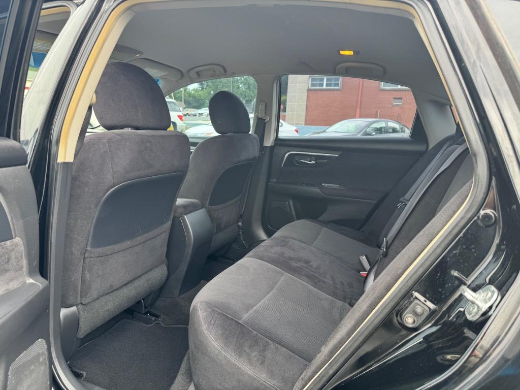 2013 Nissan Altima 2.5 photo