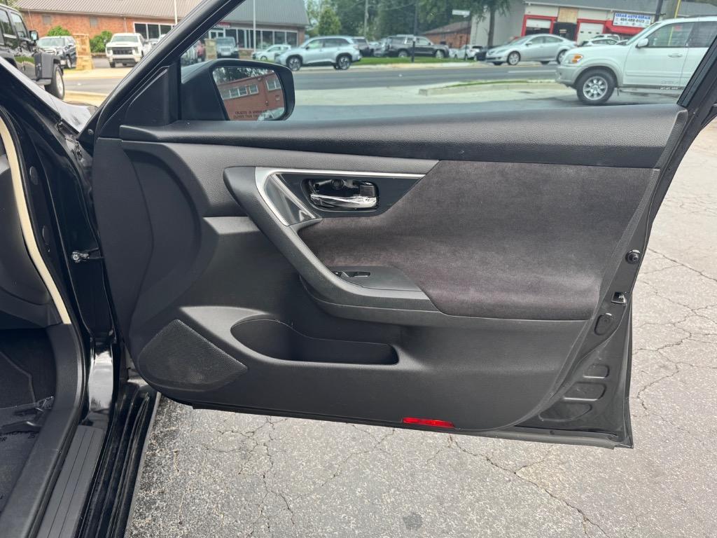 2013 Nissan Altima 2.5 photo