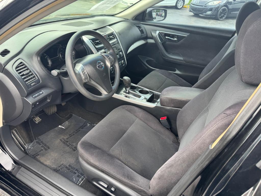 2013 Nissan Altima 2.5 photo