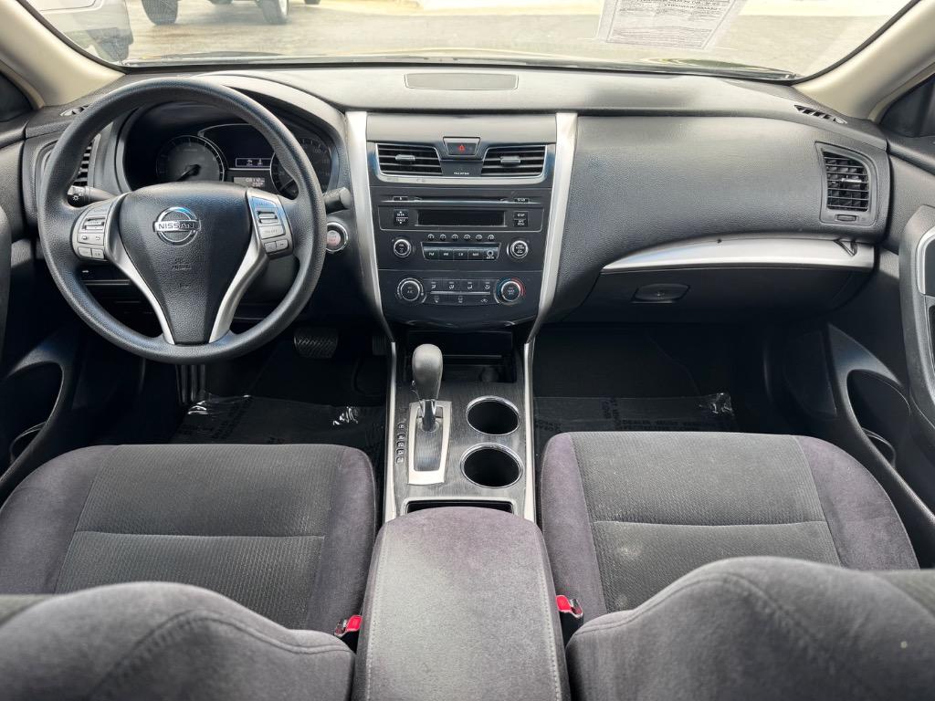 2013 Nissan Altima 2.5 photo