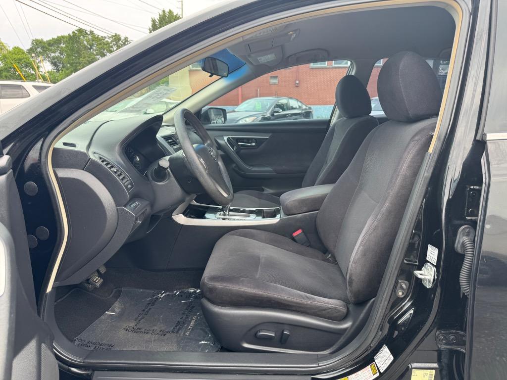 2013 Nissan Altima 2.5 photo