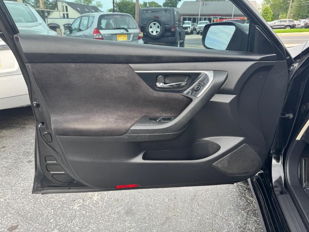 2013 Nissan Altima 2.5 photo