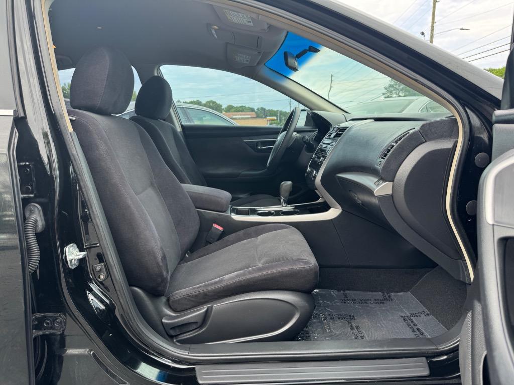 2013 Nissan Altima 2.5 photo