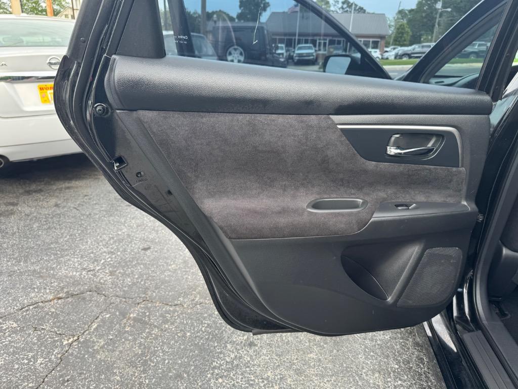 2013 Nissan Altima 2.5 photo