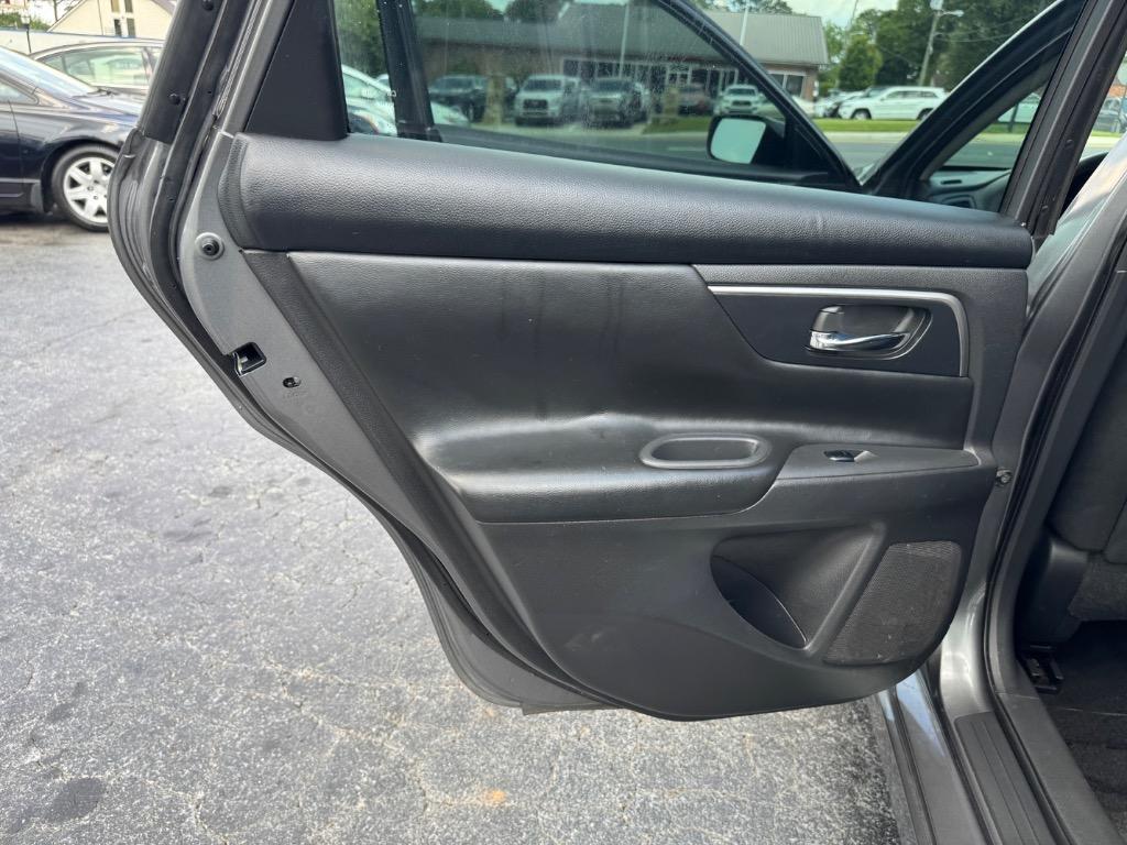 2015 Nissan Altima photo