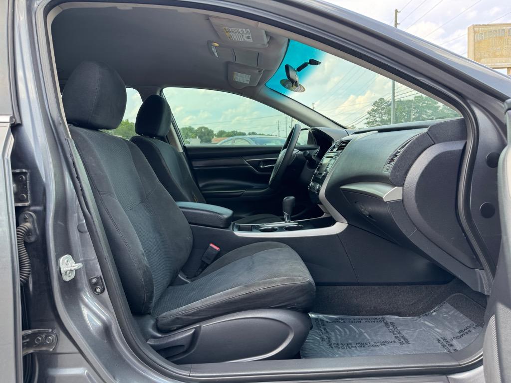 2015 Nissan Altima photo