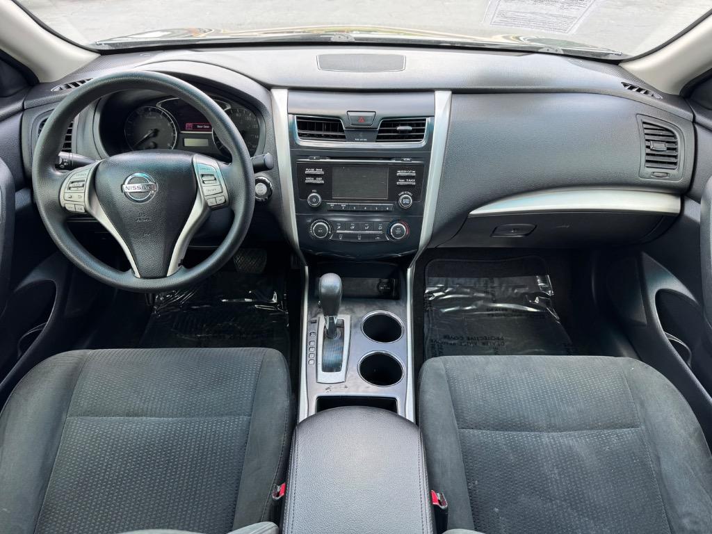 2015 Nissan Altima photo