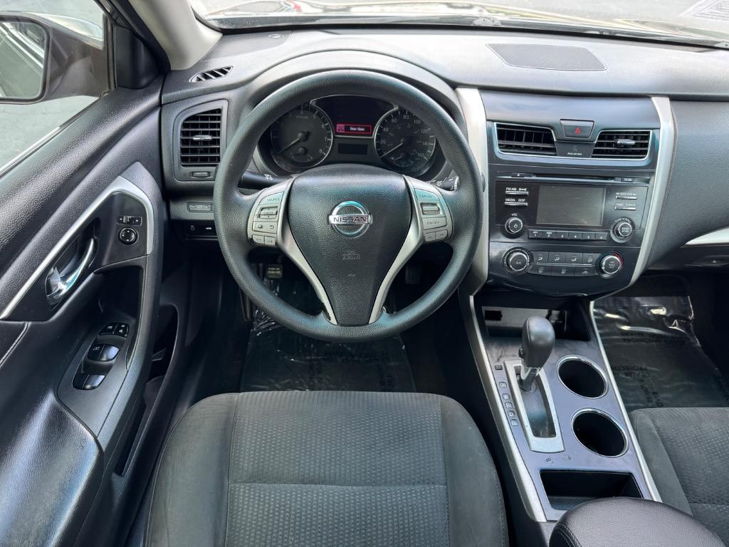 2015 Nissan Altima photo