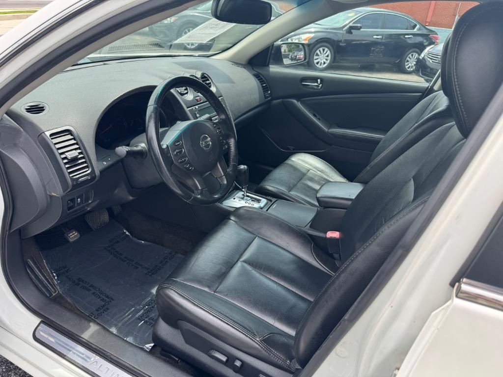 2012 Nissan Altima 2.5 photo