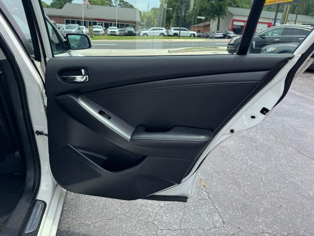 2012 Nissan Altima 2.5 photo