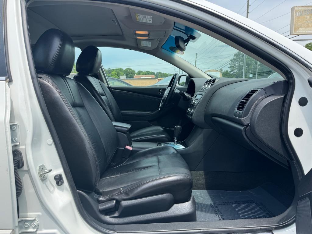 2012 Nissan Altima 2.5 photo