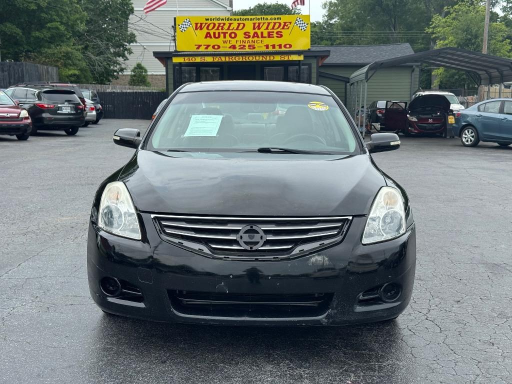2010 Nissan Altima 2.5 photo