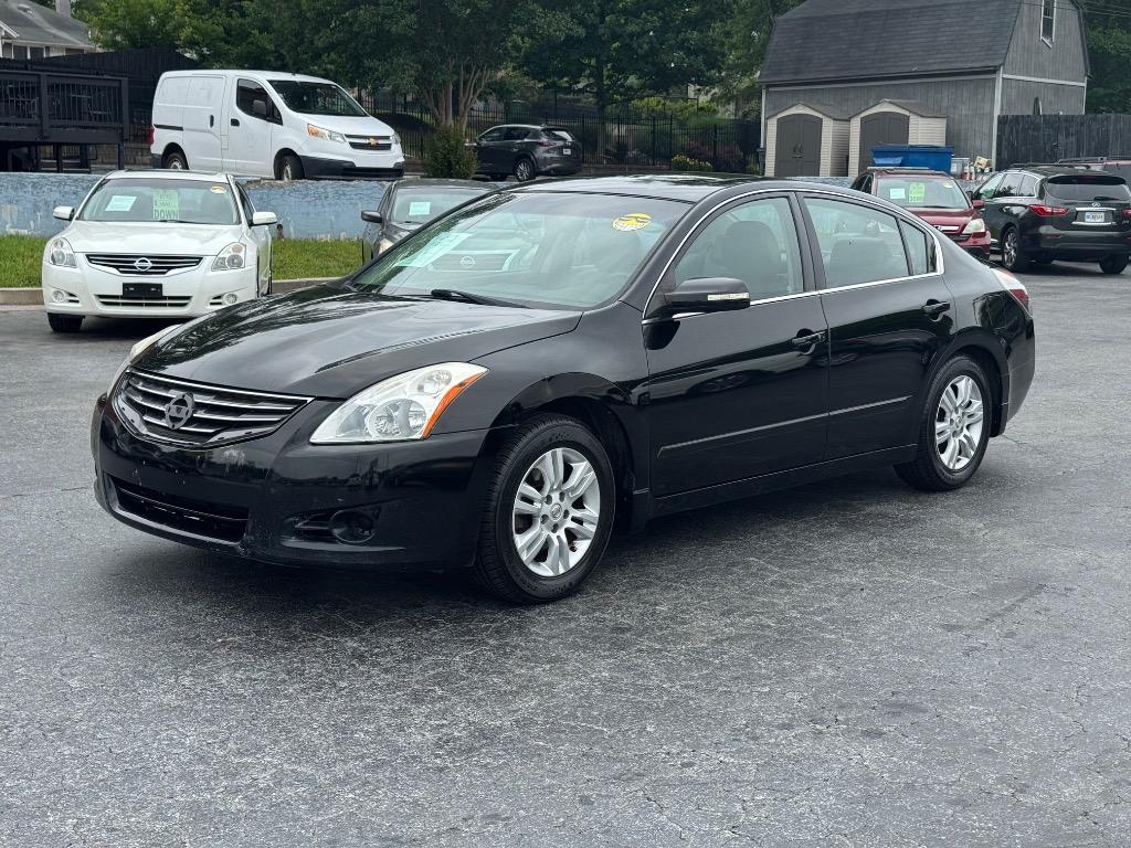 2010 Nissan Altima 2.5 photo