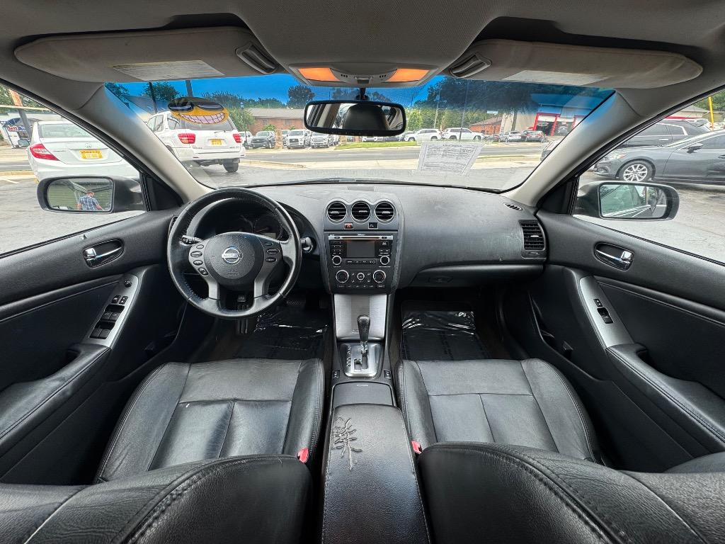 2010 Nissan Altima 2.5 photo