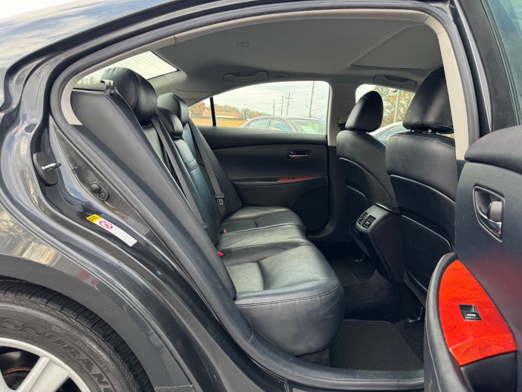 2008 Lexus ES - $9,900