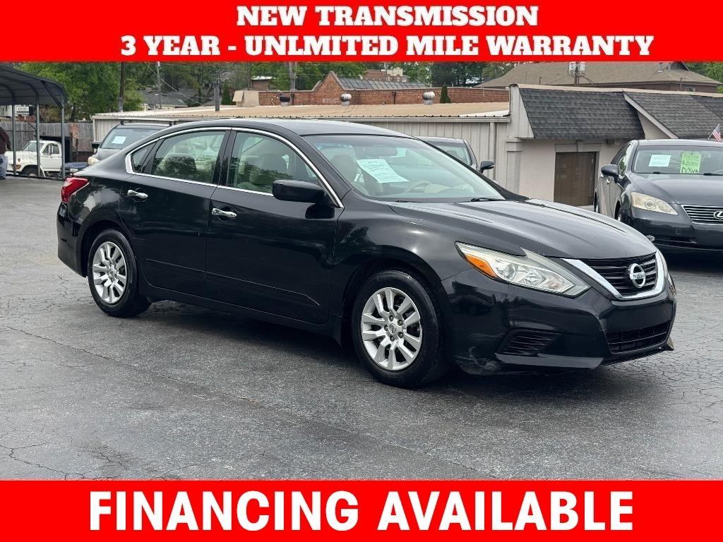 2016 Nissan Altima - $9,500
