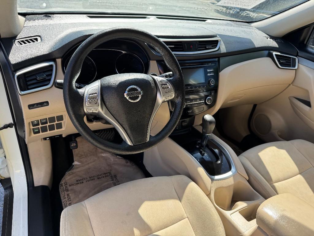 2016 Nissan Rogue - $10,900