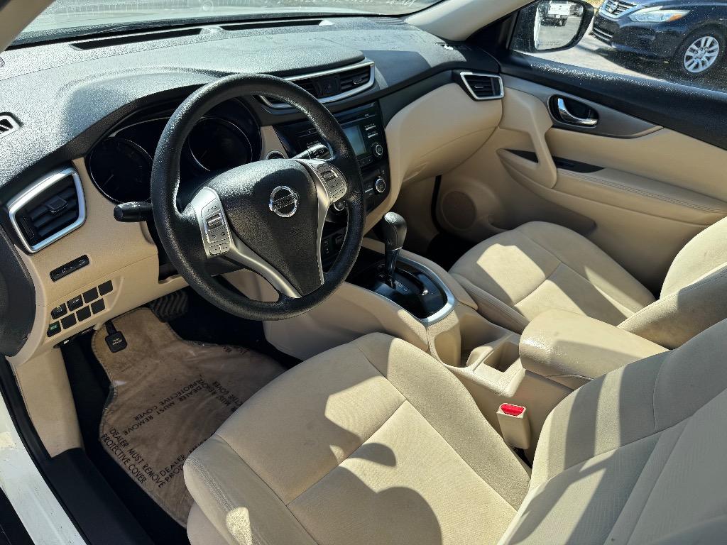 2016 Nissan Rogue - $10,900