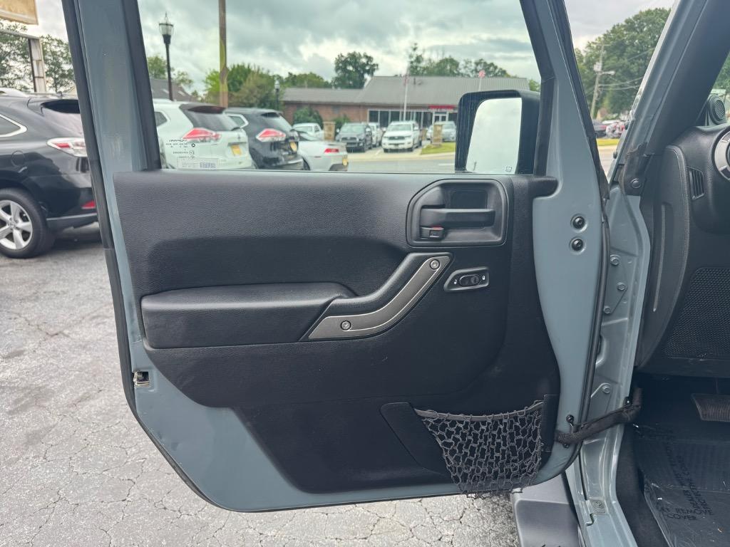 2014 Jeep Wrangler - $14,900