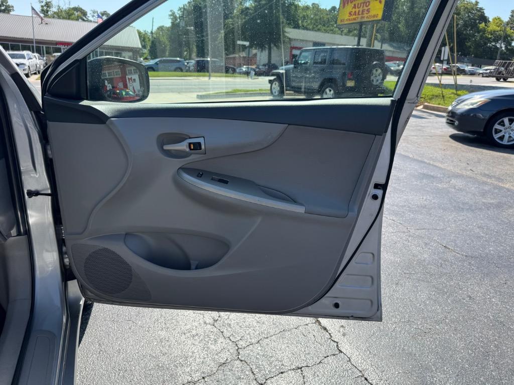 2010 Toyota Corolla - $8,995