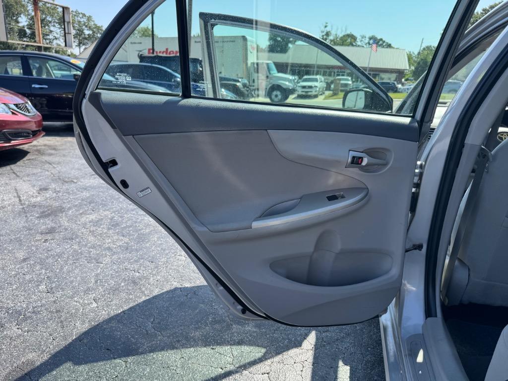 2010 Toyota Corolla - $8,995