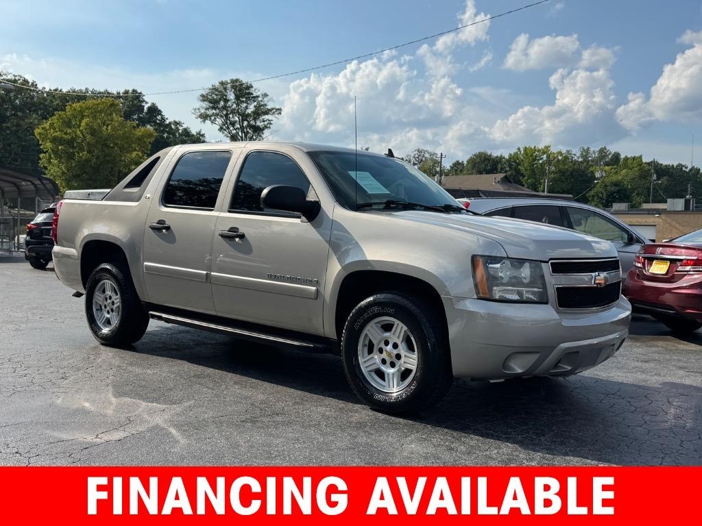 Brown (Tan) 2008 Chevrolet Avalanche Pickup Truck 4X2 