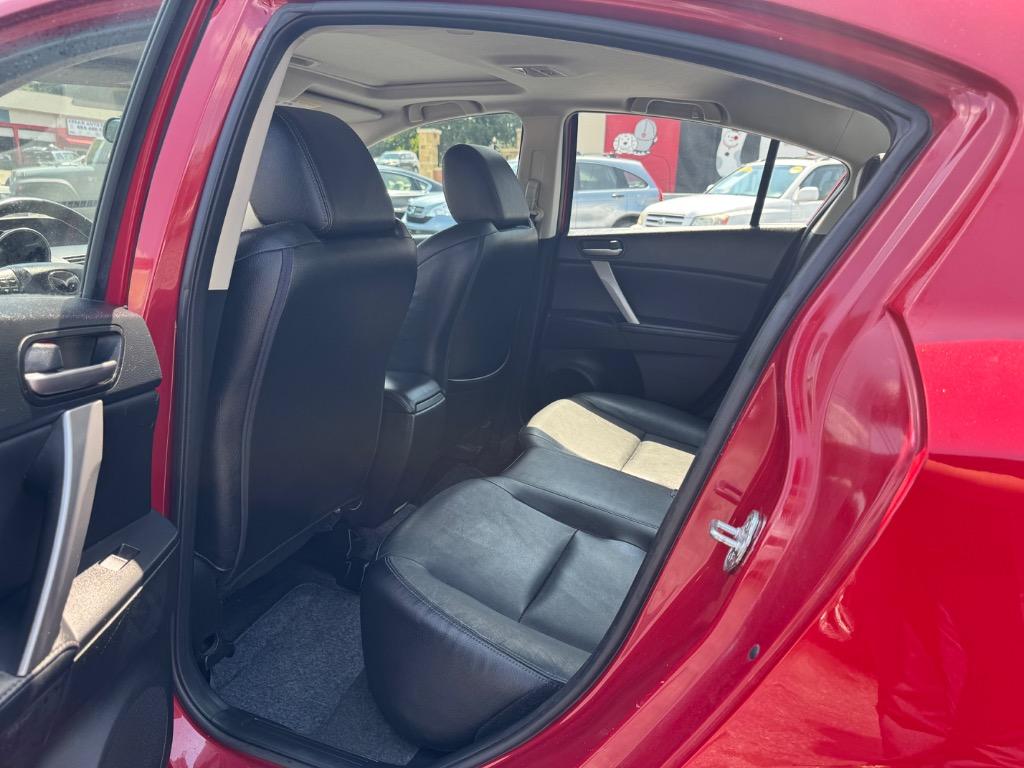2011 MAZDA MAZDA3 - $7,995