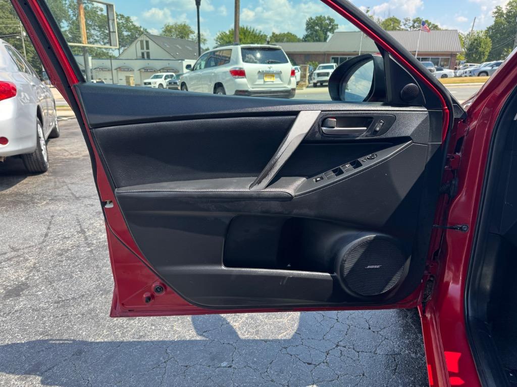2011 MAZDA MAZDA3 - $7,995