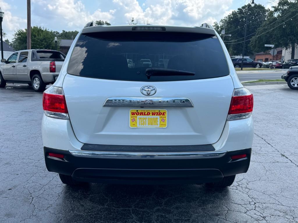 2011 Toyota Highlander - $10,900