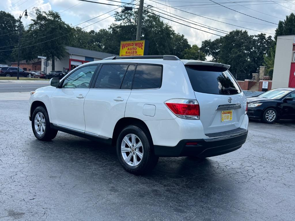 2011 Toyota Highlander - $10,900