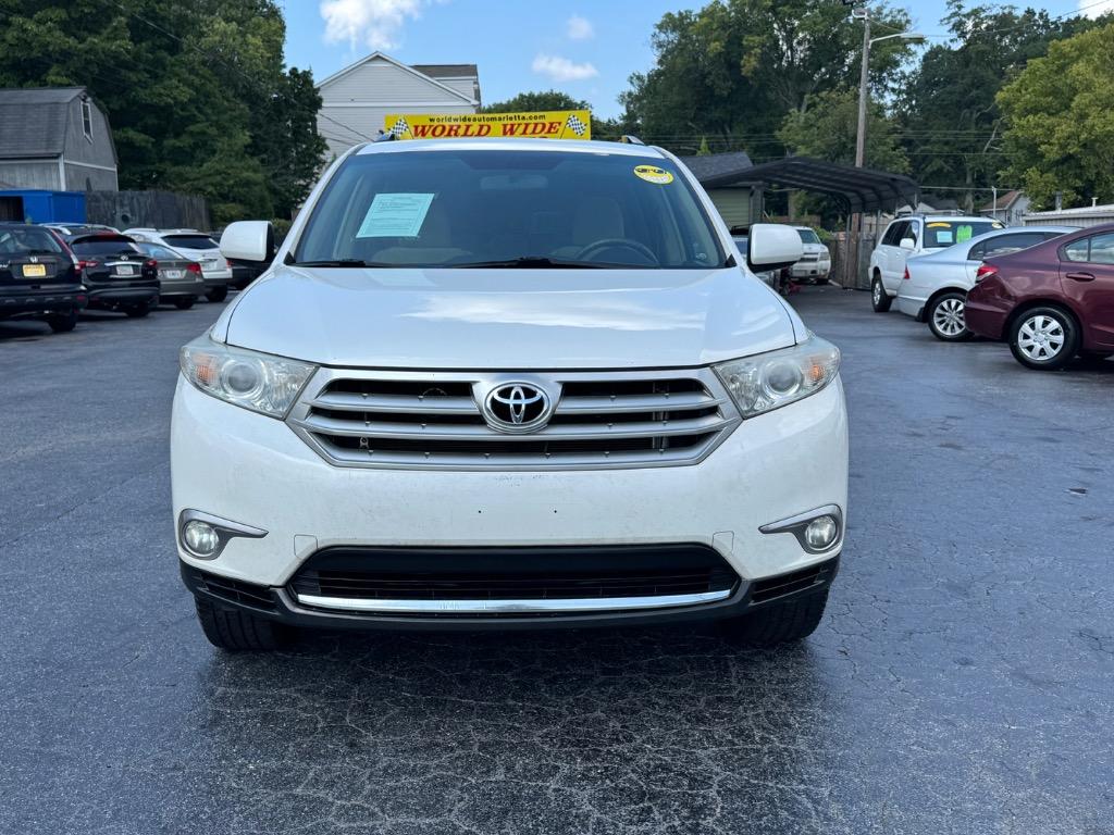 2011 Toyota Highlander - $10,900