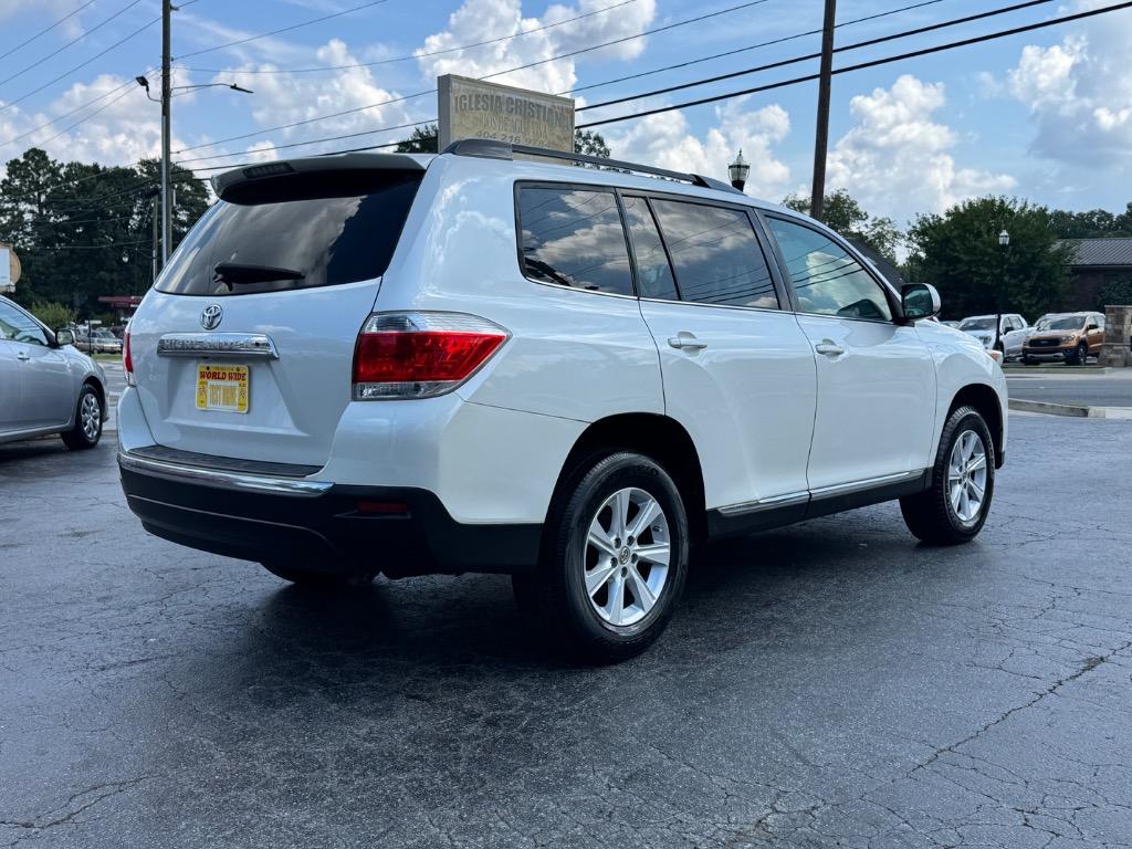 2011 Toyota Highlander - $10,900