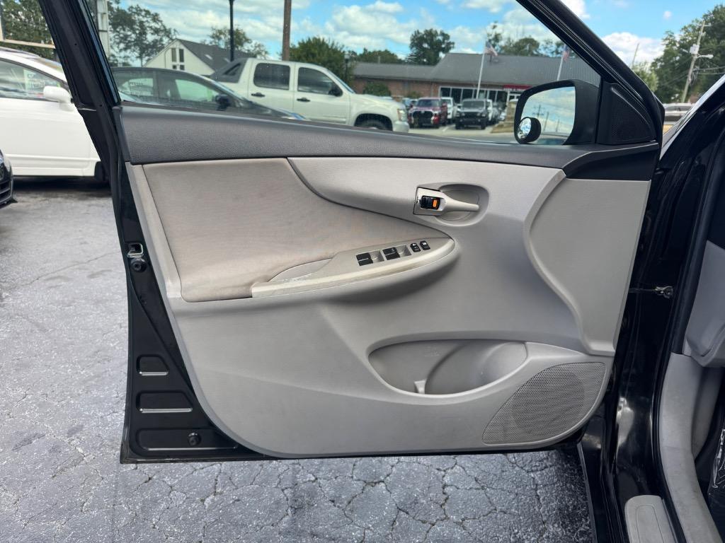 2012 Toyota Corolla - $7,995