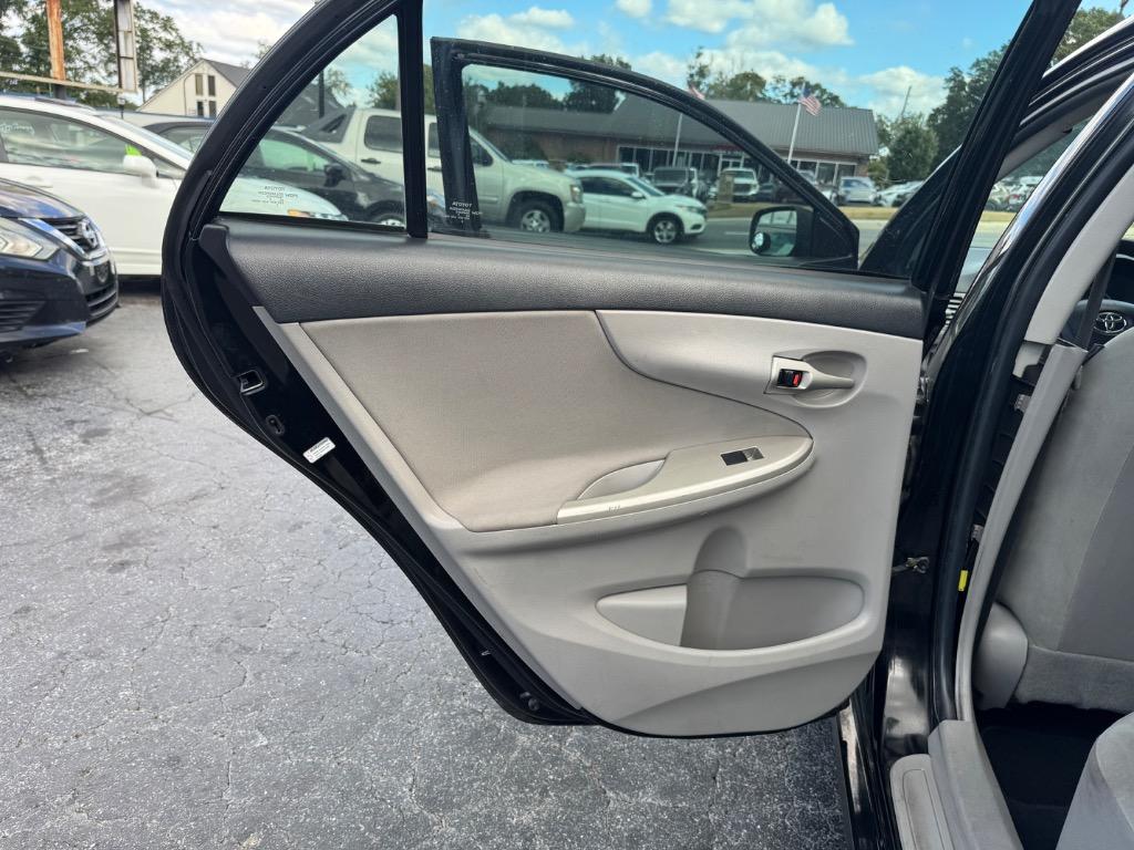 2012 Toyota Corolla - $7,995