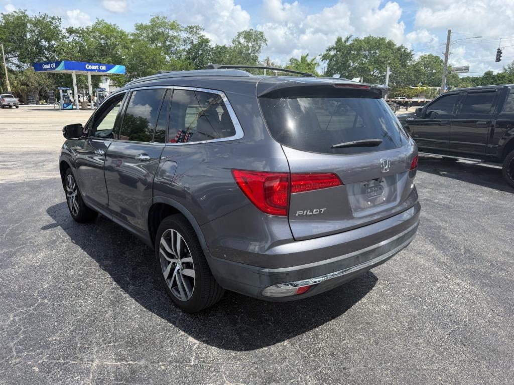 2016 Honda Pilot - $19,999