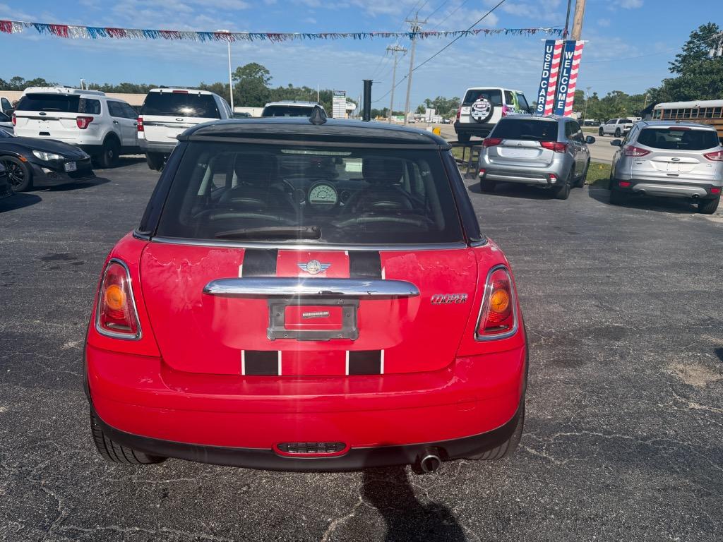 2010 MINI Cooper - $2,999