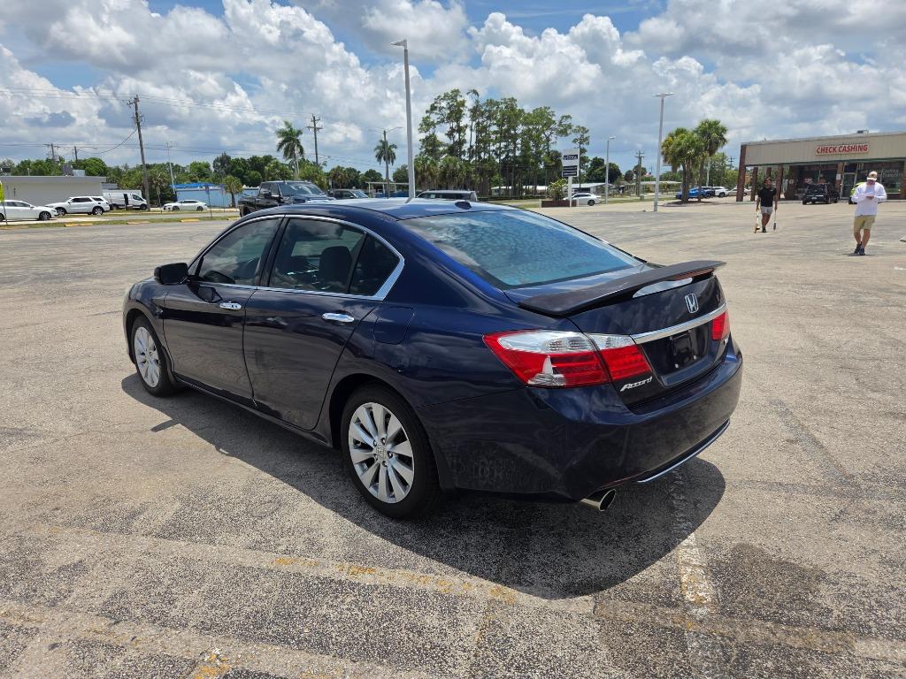 2013 Honda Accord - $7,500